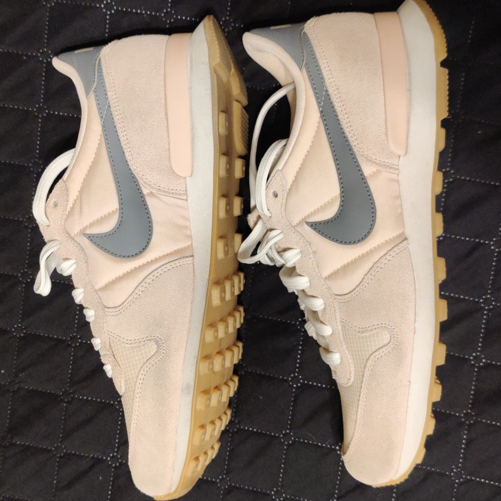 RARE Nike Internationalist - sunset tint - 9.5 - Picture 3 of 12